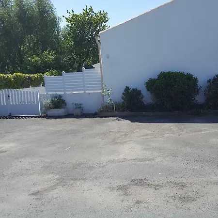 Résidence La Joséphine Hébergement de vacances *